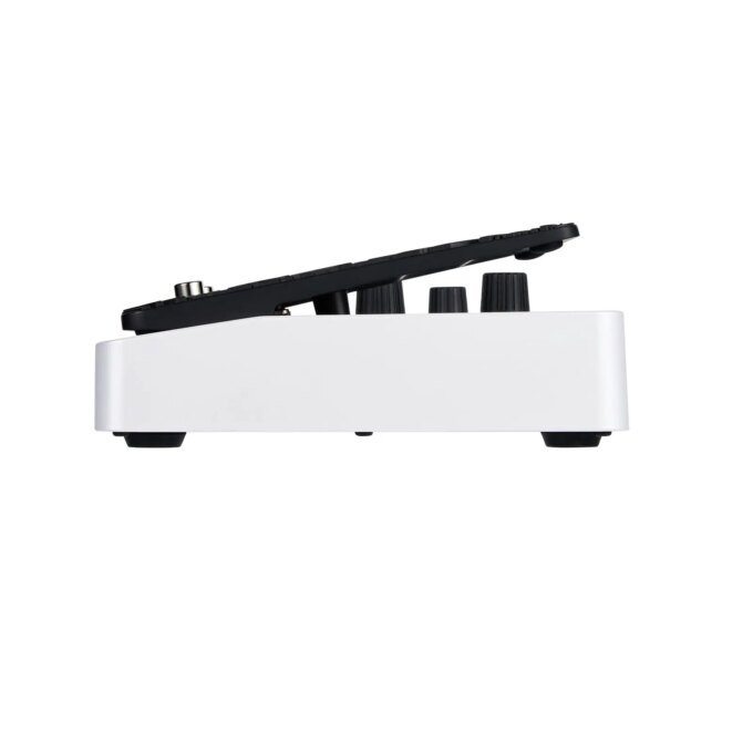 MOOER GE150 Pro/Pro Li New Guitar Amp Modelling Multi Effects Pedal Built-in 9 hrs Battery with 4 Footswitches, IR Loader, - Image 2