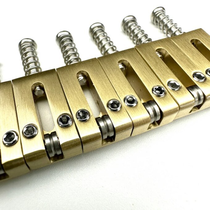 【Made in Japan】 10.5MM Brass Saddle With Stainless Steel Roller Electric Guitar Tremolo Bridge Saddles For ST TL Style Guitar - Image 4
