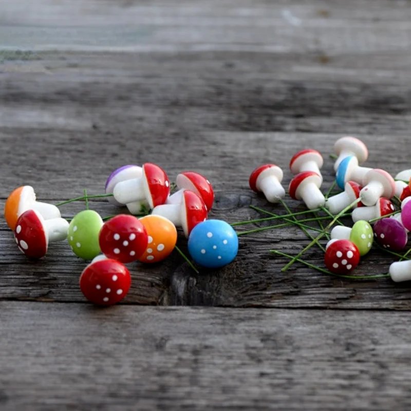 10Pcs/Set  Artificial Mini Mushroom Miniatures Fairy Garden Moss Terrarium Resin Crafts Decorations Stakes Craft 2cm 3cm