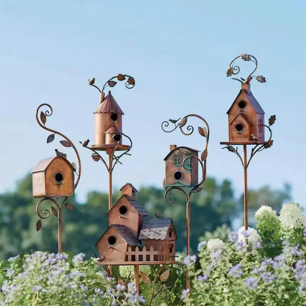 Birdhouse Garden Stakes Metal Bird House with Pole Bird Houses for Outside with Pole for Outdoor Garden Yard Decoration