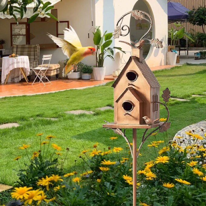 Birdhouse Garden Stakes Metal Bird House with Pole Bird Houses for Outside with Pole for Outdoor Garden Yard Decoration - Image 4