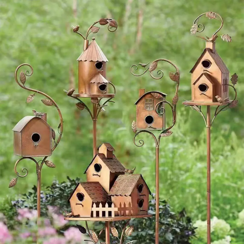 Birdhouse Garden Stakes Metal Bird House with Pole Bird Houses for Outside with Pole for Outdoor Garden Yard Decoration