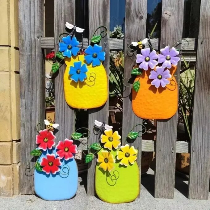 Metal Flower Garden Vases Wall Decor Outdoor Fence Art Patio Sculptures Hanging Decorations for Patio and Garden