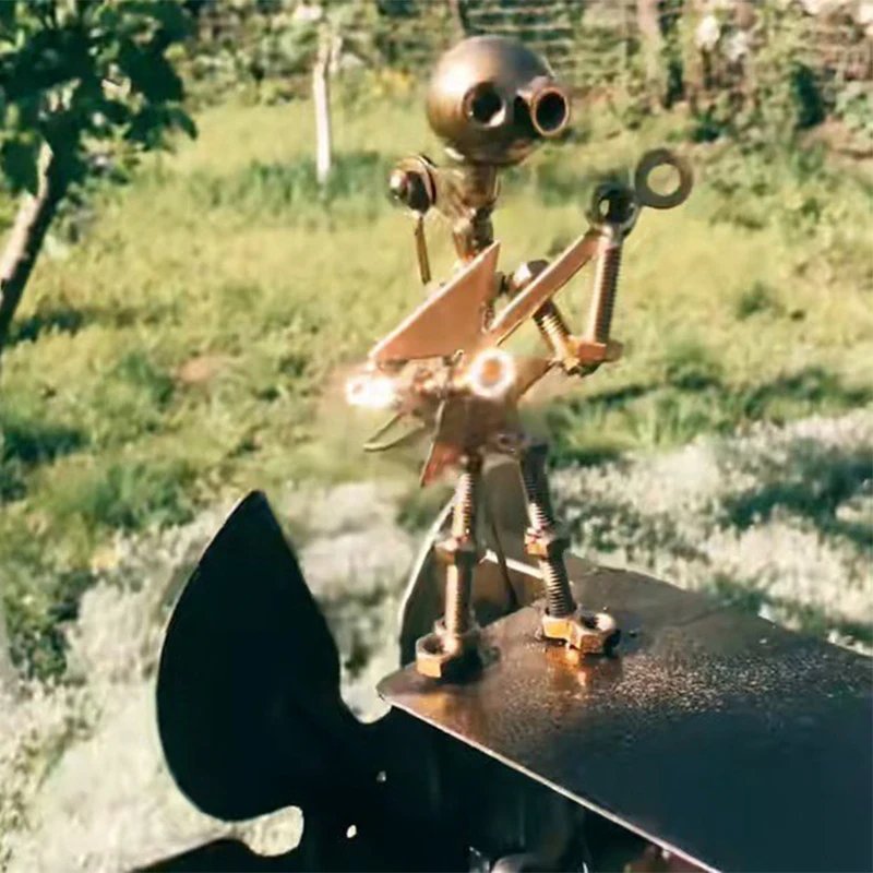 Windmill In The Shape Of A Golden Rock Band, Gardening Decoration Supplies,Metal Guitar Windmill That Can Rotate With Wind Power