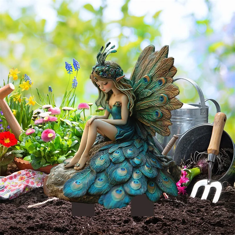 Acrylic Plant Pot Stakes, Miss Peacock Garden Stakes, Outdoor Lawn and Yard Decorations