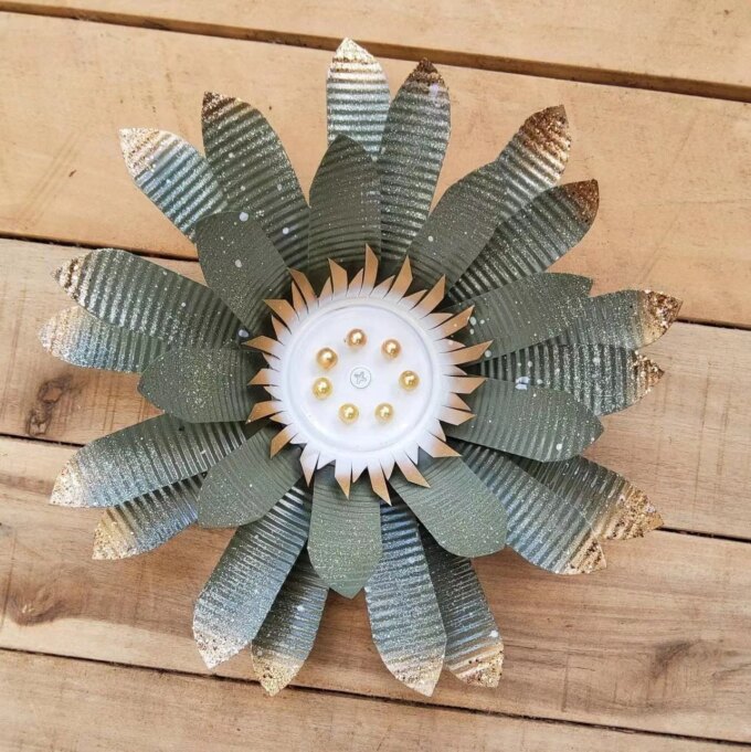 Handmade Wrought Iron Floral Wall Art for Indoor Outdoor Garden Decor, Metal Flower Ornament Durable Iron Material - Image 4