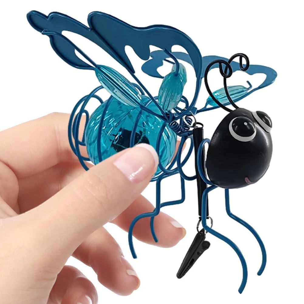 Solar-Powered Hanging Bee Garden Light Decorative Outdoor Figurine Light Metal Garden Statue Light for Patio Balcony Yard