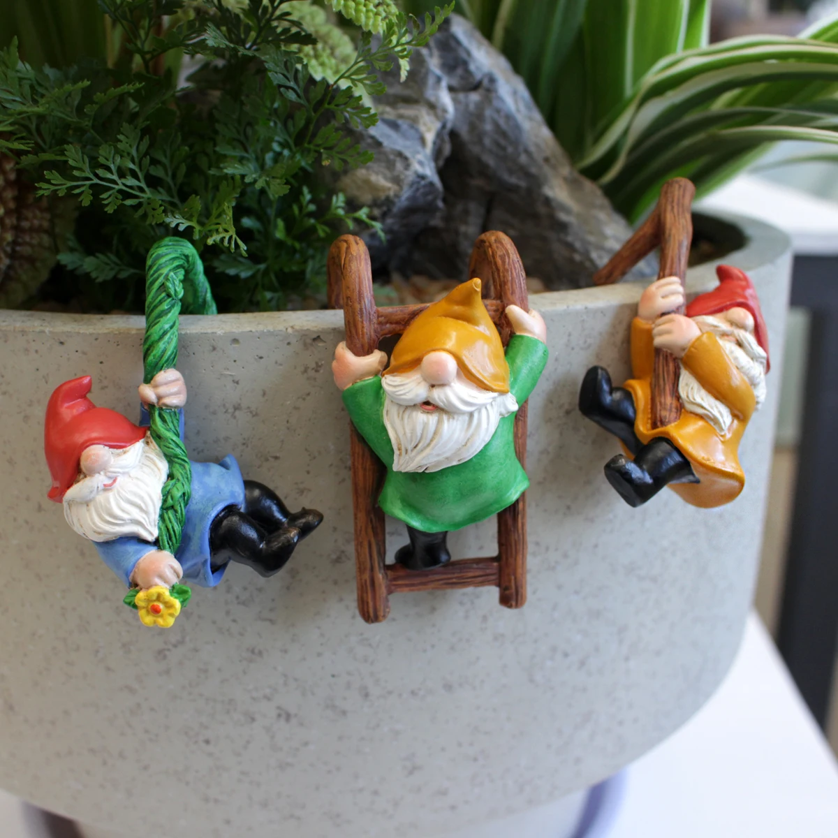 3pcs Cute Resin Gnome Pendant for Hanging Cup, Flower Pot, and Home Decor,Flower Pot Landscape Decoration, Outdoor Garden Decora