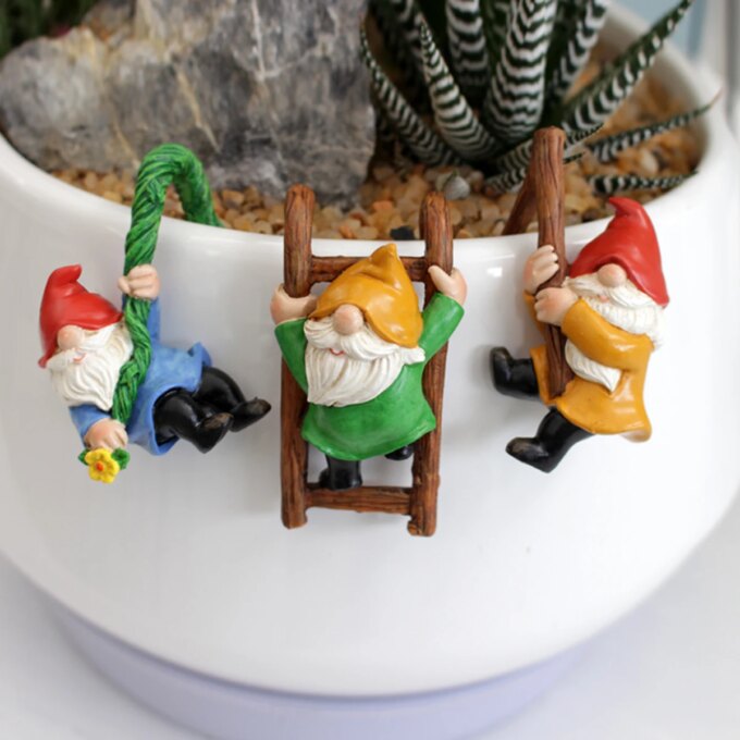 3pcs Cute Resin Gnome Pendant for Hanging Cup, Flower Pot, and Home Decor,Flower Pot Landscape Decoration, Outdoor Garden Decora