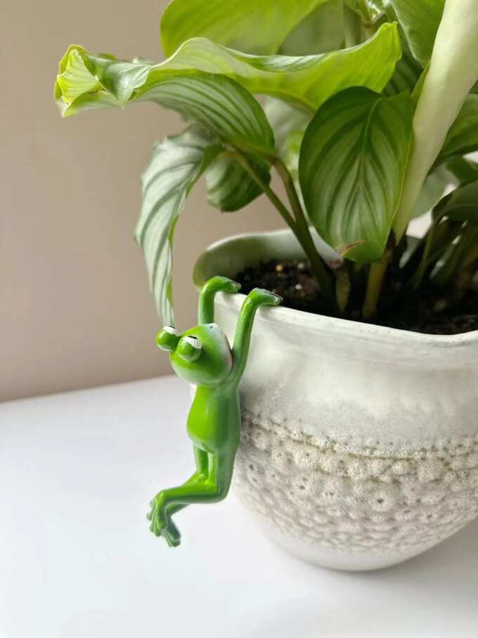 Courtyard bonsai ornaments decorative creative cartoon frog hanging creative animal resin crafts - Image 3