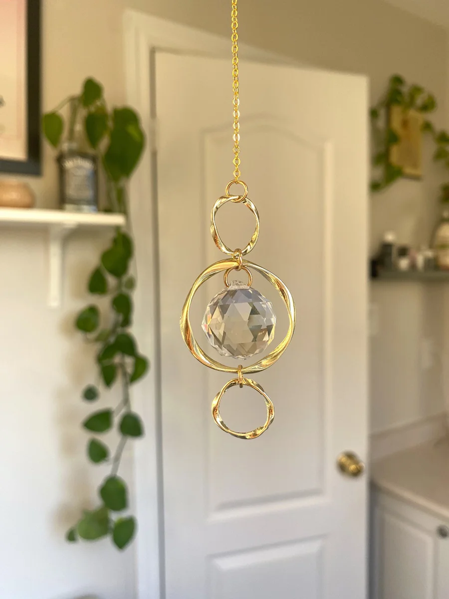 Crystal Suncatcher Hanging Decoration Rainbow Maker Light Catcher Crystal Ball Prism for Garden Outdoor Decor Window Decor Gift Crystal Suncatcher Hanging Decoration Rainbow Maker Light Catcher Crystal Ball Prism for Garden Outdoor Decor Window Decor Gift