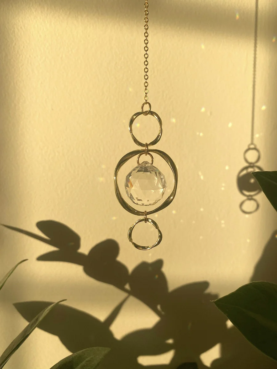 Crystal Suncatcher Hanging Decoration Rainbow Maker Light Catcher Crystal Ball Prism for Garden Outdoor Decor Window Decor Gift Crystal Suncatcher Hanging Decoration Rainbow Maker Light Catcher Crystal Ball Prism for Garden Outdoor Decor Window Decor Gift