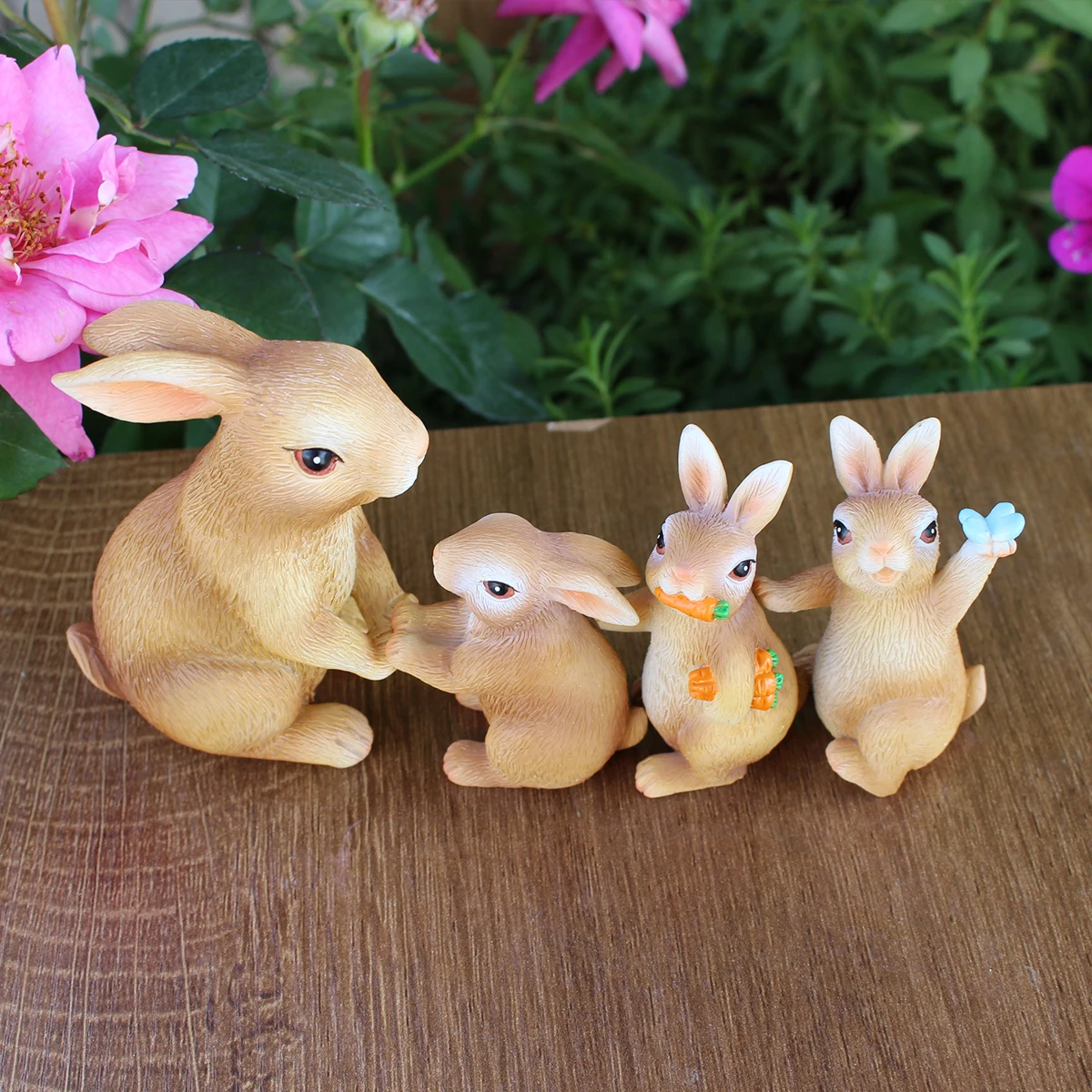 4PC/Country Style Family Rabbit - Multi functional Courtyard and Lawn Decoration - Animal Theme - Easter Statue