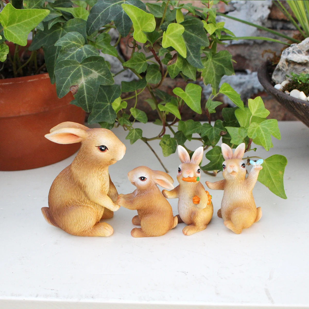 4PC/Country Style Family Rabbit - Multi functional Courtyard and Lawn Decoration - Animal Theme - Easter Statue
