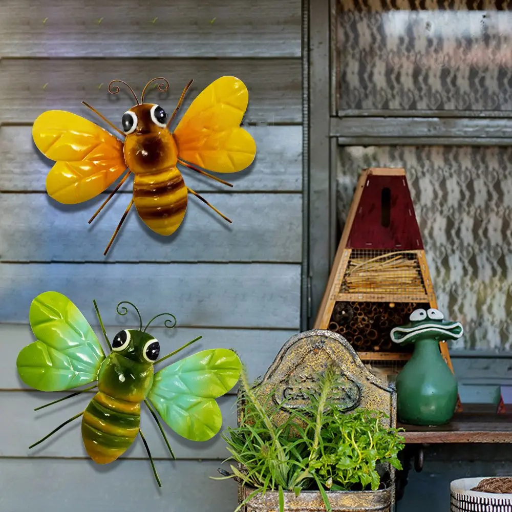 Metal Bee Wall Art Hanging Sculptures Ornaments Home Backyard Garden Yard Iron Art Bee Indoor Outdoor Decorations Statue