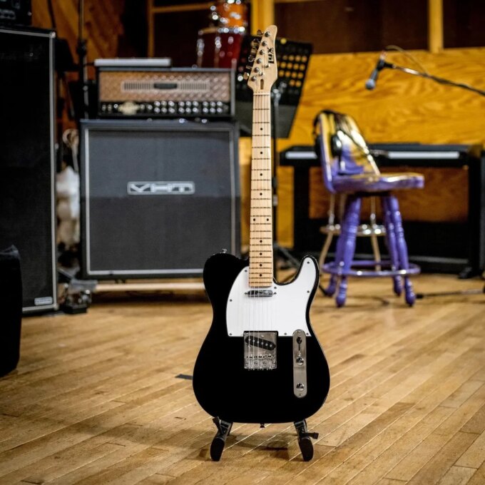 39" Telecaster Solid Electric Guitar, Full-Size Paulownia Body - Image 5